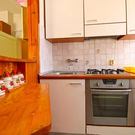 Apartman Diego 2160 *